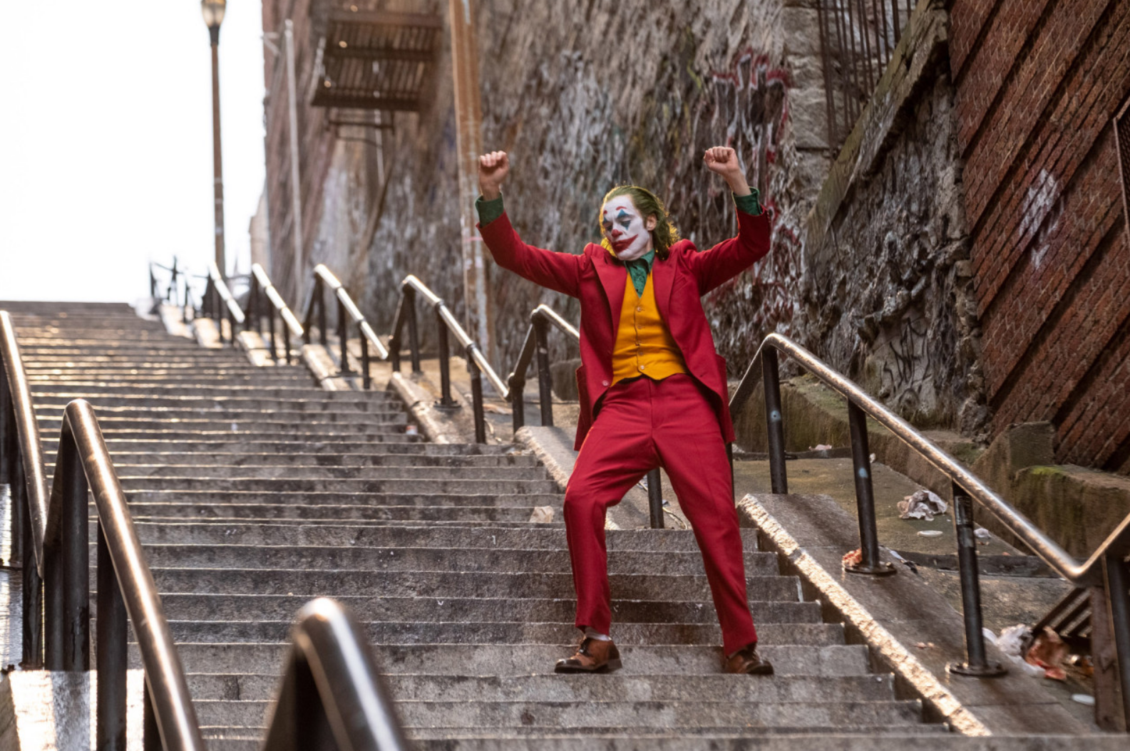 살면서 꼭 봐야 할 명작 영화 조커 (Joker, 2019) - 인터넷 세상의 모든 정보